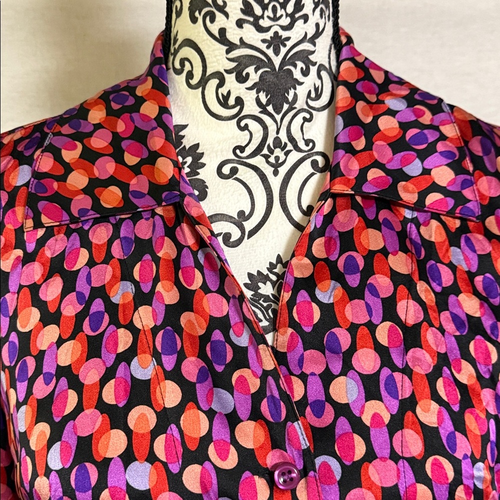 I.E. Colorful 100% Silk Blouse with colorful dotted long sleeve button down EUC - Picture 2 of 13